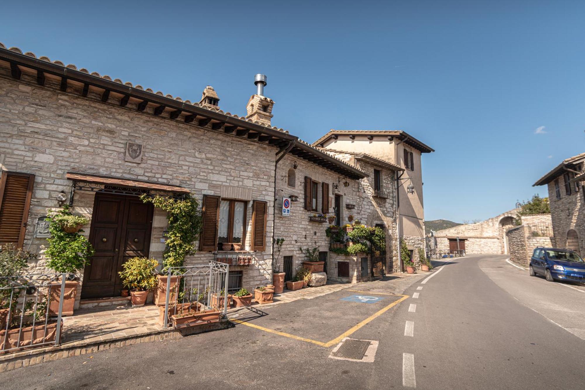 Le Casette Di Franco & Anna Assisi Luaran gambar